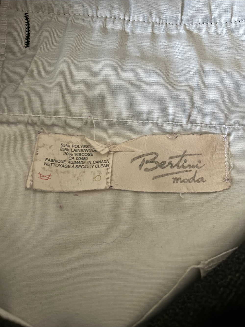 Vintage Pleated Wool Blend Relaxed Fit Plaid Pants 36/30 - Picture 3 of 4